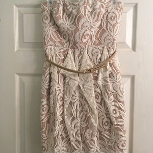 Jessica Simpson white/nude lace strapless dress